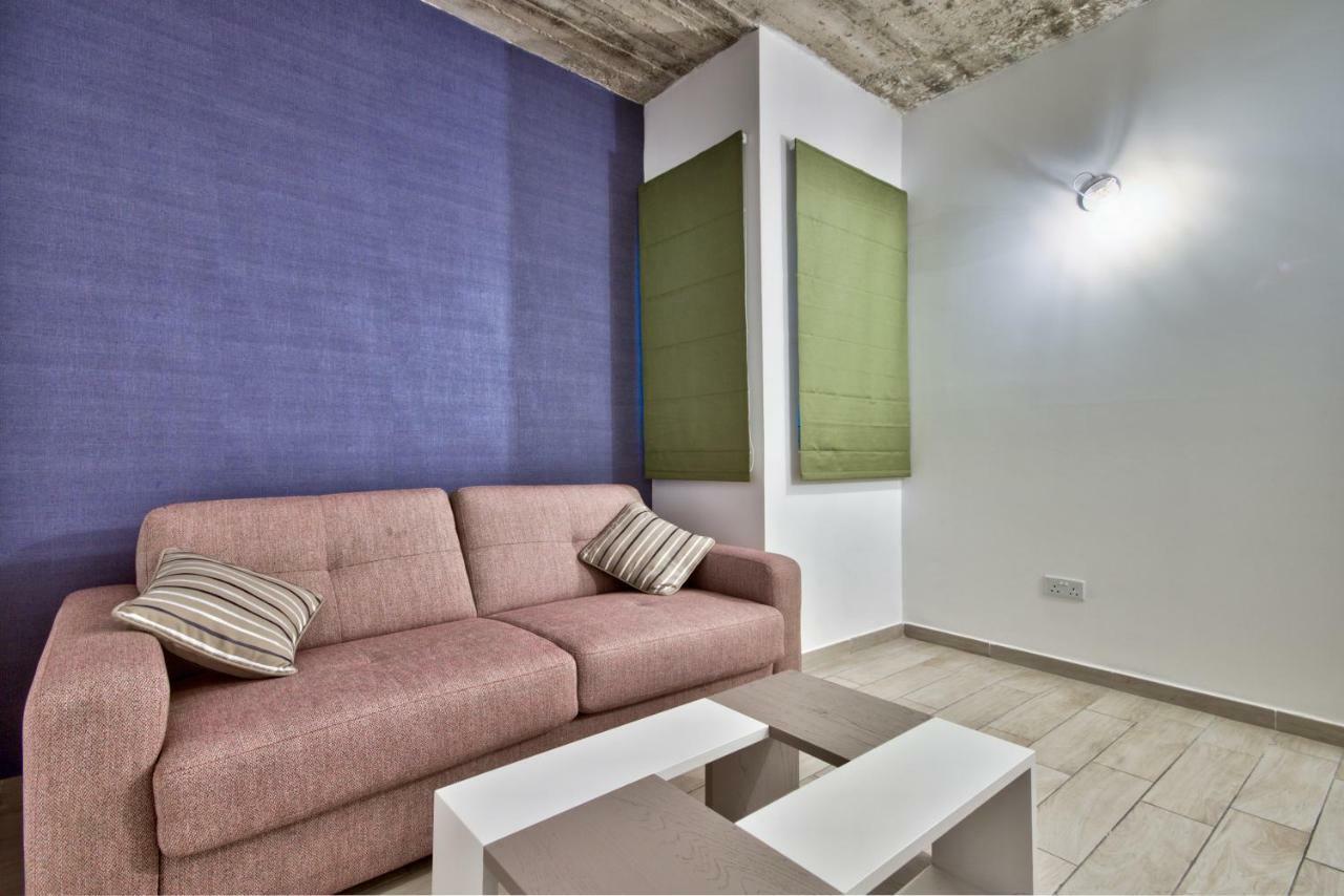 Cozy Rooms Hotel Sliema Exteriör bild